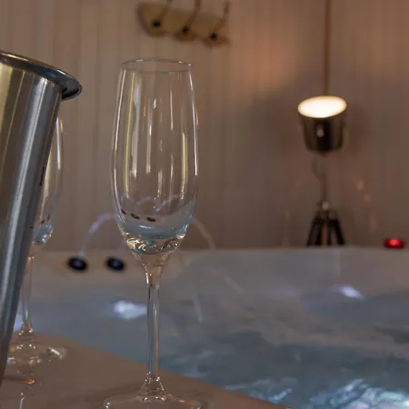 Du Rev'eaubois 住宿加早餐酒店